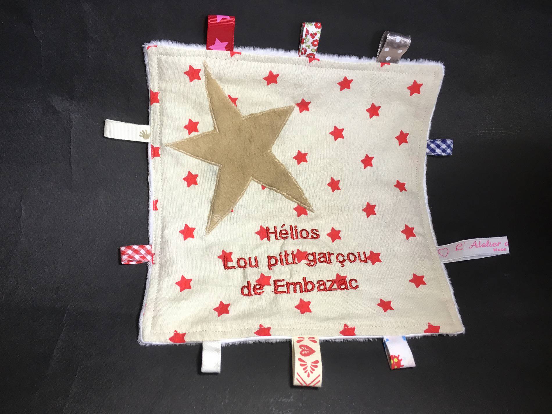  Doudou étiquettes personnalisé - Broderie + appliqué - Hélios